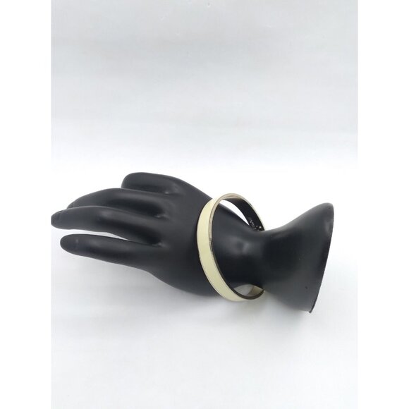 Ann Taylor Enameled Bracelet Cream On gold Chic 2.6" Across - Picture 8 of 10